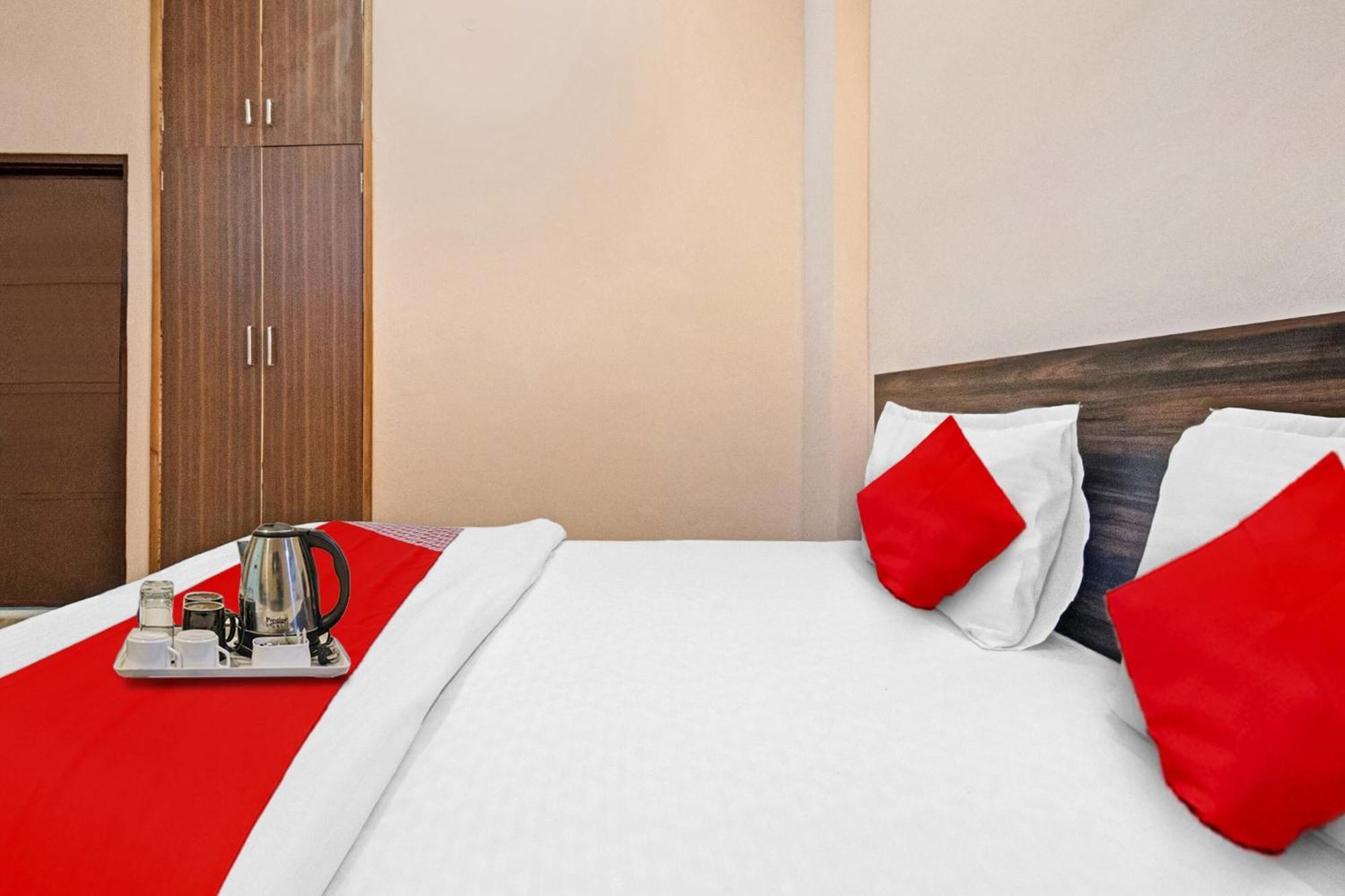 OYO 87824 Hotel Gs Jaipur Buitenkant foto